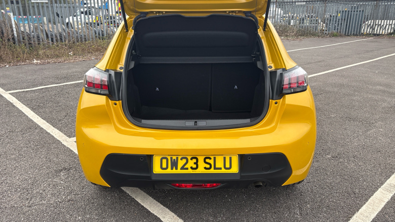 Peugeot 208 1.2 PureTech Active Premium + 5dr Petrol Hatchback